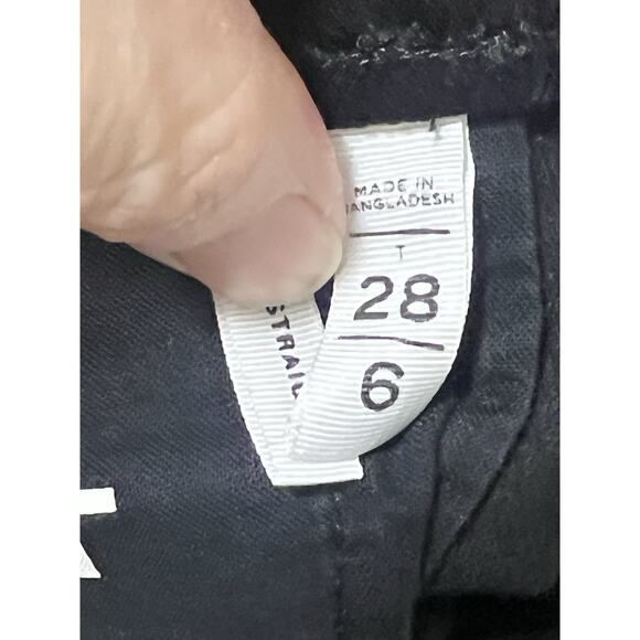 LOFT Women's Curvy Skinny Black Soft Corduroy Stretch Fabric Pants Size 28/6 - Picture 5 of 11